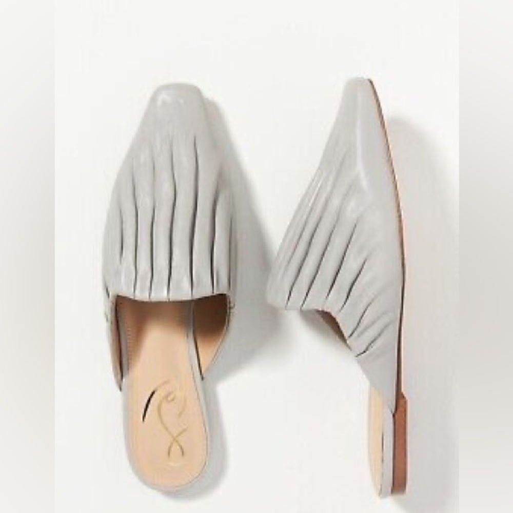 Sam Edelman Pleated Gray Mules